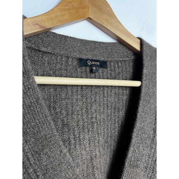 Quince 100% Cashmere Cardigan Sweater Small Soft Brown Button Front Boxy - Picture 2 of 6